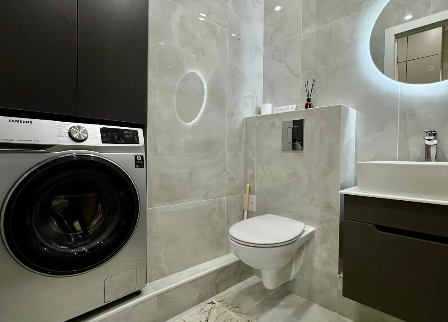 Grand Turan Апартаменты Возле Хан Шатыра Nur-Sultan  Apartment Nur-Sultan (Astana)